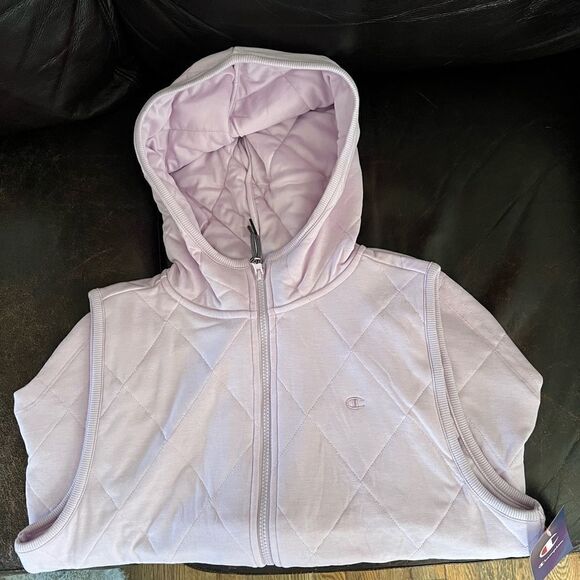 Champion Women’s Sleeveless Quilted Hoodie - Picture 1 of 10